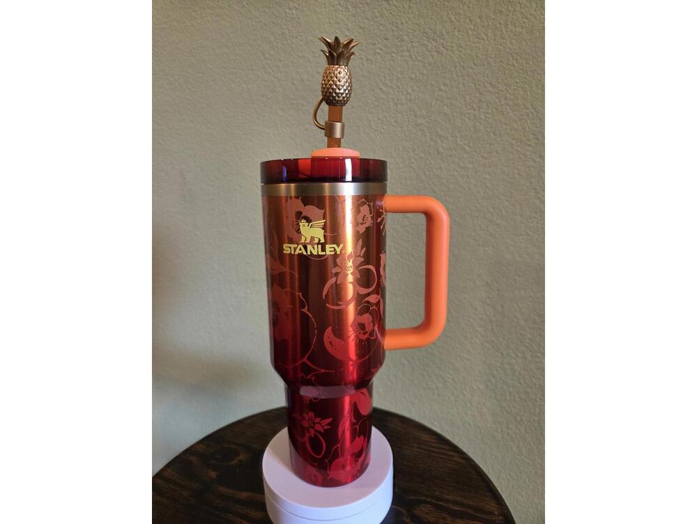 Karol G x Stanley - limited edition Tropicoqueta